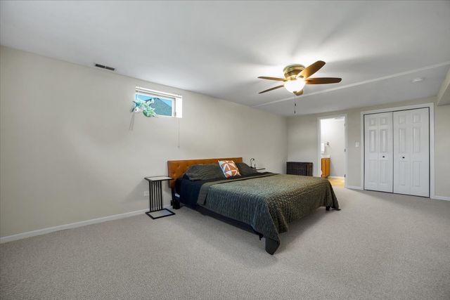 505 Cambridge Lane, Shorewood, IL 60404