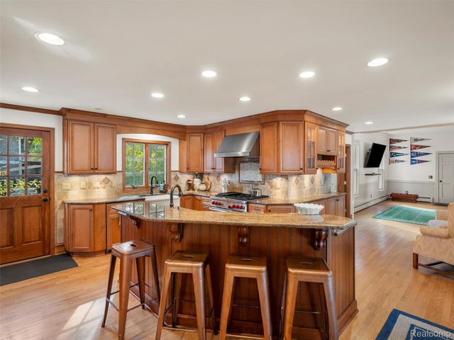 319 Chandler Street, Romeo Village, MI 48065