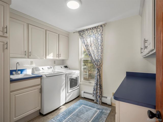 319 Chandler Street, Romeo Village, MI 48065