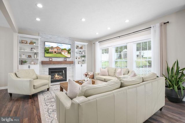 12002 PADDOCK PL, Fredericksburg, VA 22407