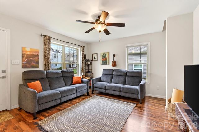 18 Yarrow Meadow Drive, Weaverville, NC 28787