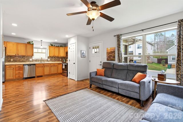 18 Yarrow Meadow Drive, Weaverville, NC 28787