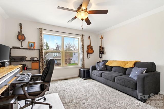 18 Yarrow Meadow Drive, Weaverville, NC 28787