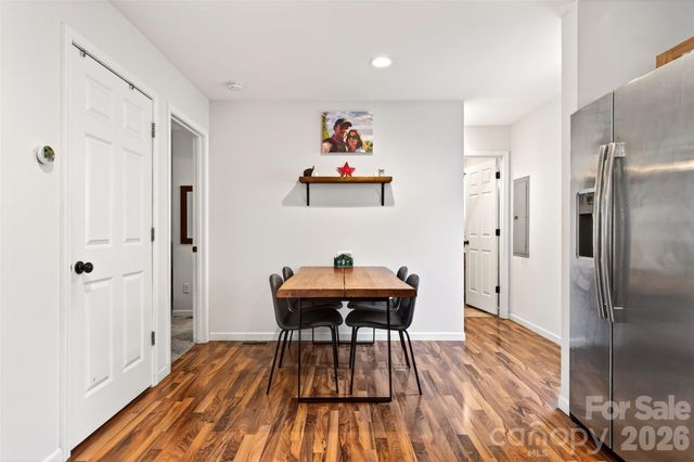 18 Yarrow Meadow Drive, Weaverville, NC 28787