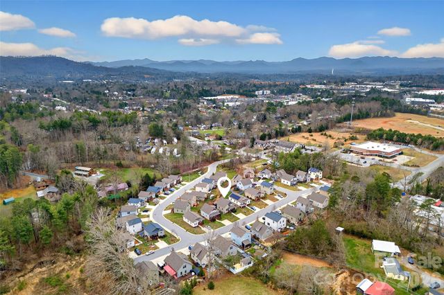 18 Yarrow Meadow Drive, Weaverville, NC 28787