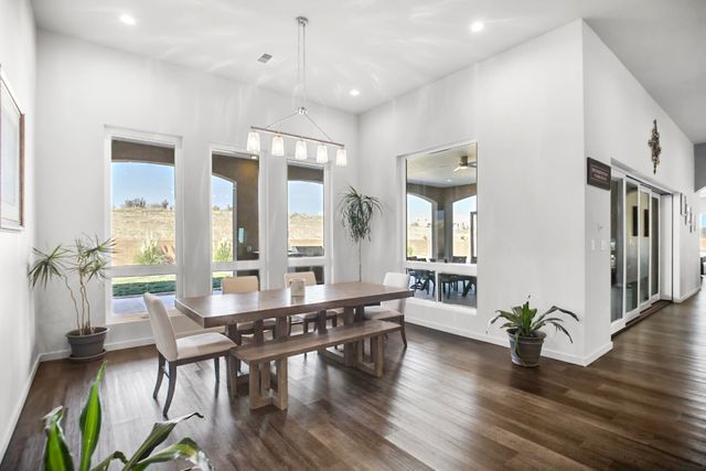 191 Ivan Court NE, Rio Rancho, NM 87124