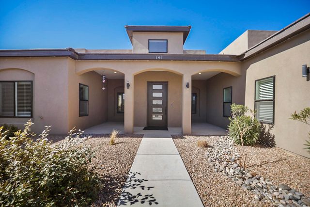 191 Ivan Court NE, Rio Rancho, NM 87124