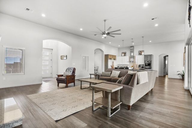 191 Ivan Court NE, Rio Rancho, NM 87124