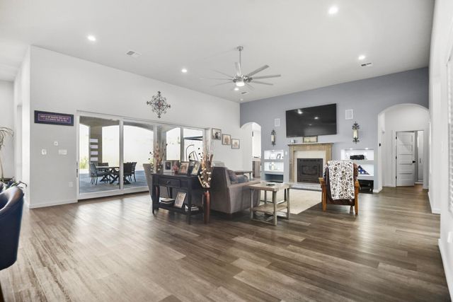 191 Ivan Court NE, Rio Rancho, NM 87124