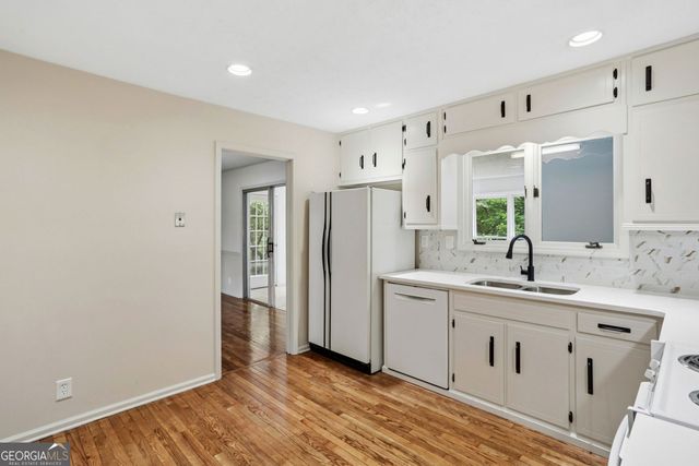5460 Chanterella Court SW, Lilburn, GA 30047