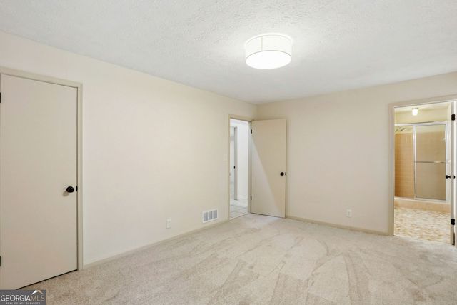 5460 Chanterella Court SW, Lilburn, GA 30047