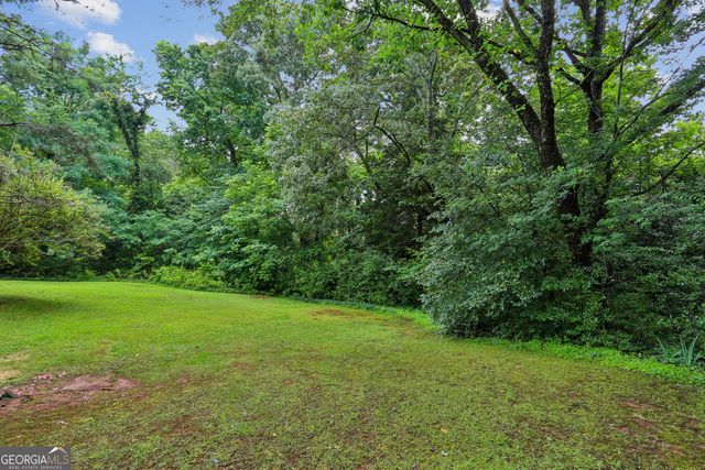 5460 Chanterella Court SW, Lilburn, GA 30047