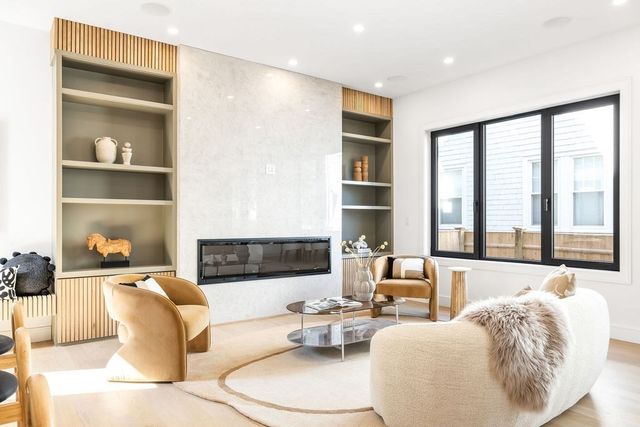 1597 Centre St. Front, Newton, MA 02461