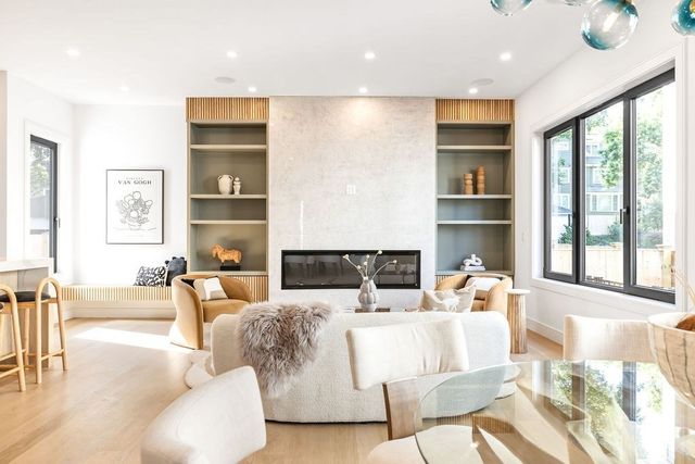 1597 Centre St. Front, Newton, MA 02461