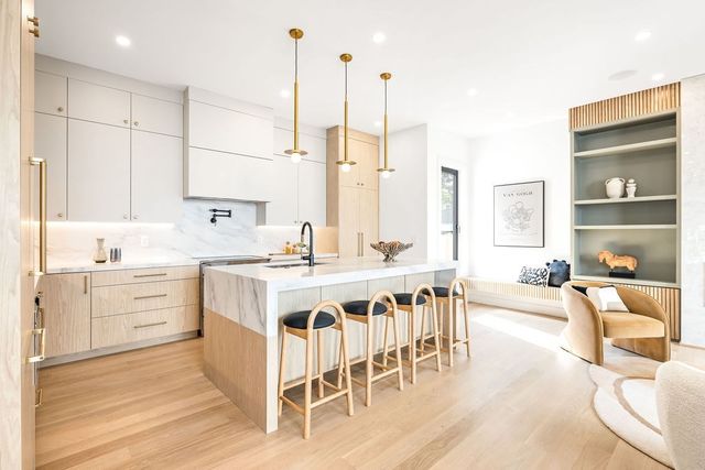 1597 Centre St. Front, Newton, MA 02461