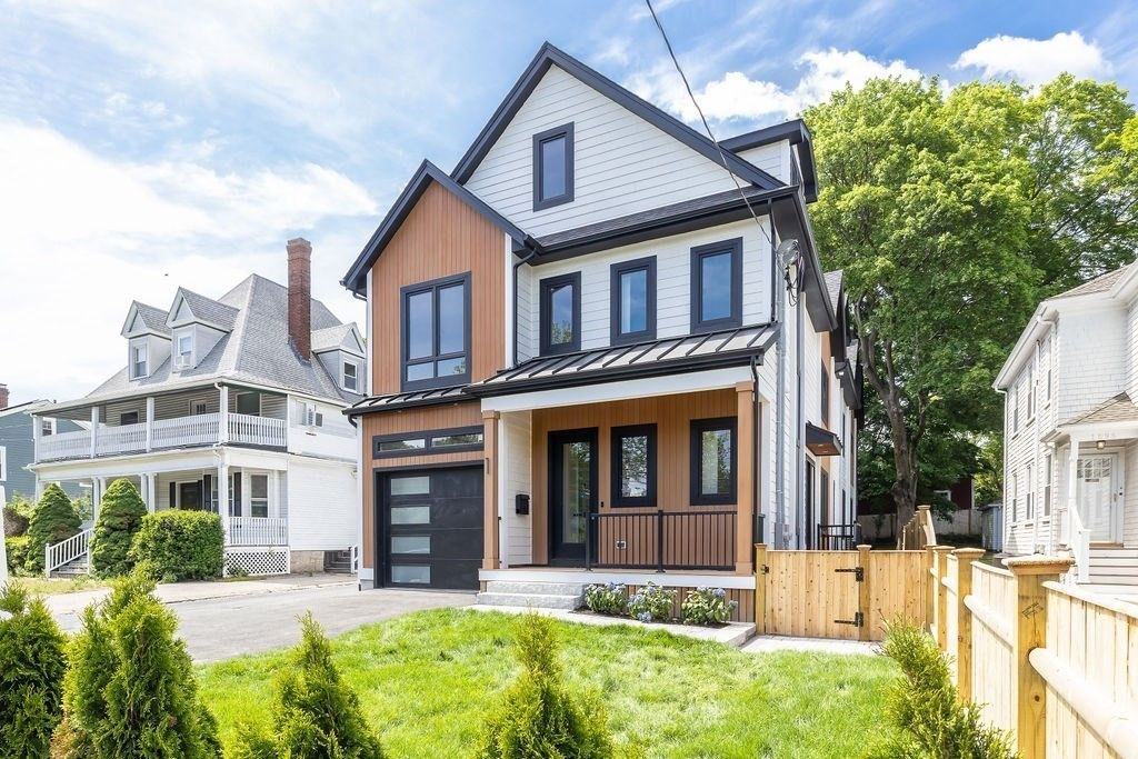 1597 Centre St. Front, Newton, MA 02461