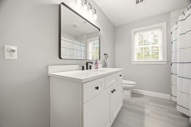 194 Cypress Dr, Brockton, MA 02301