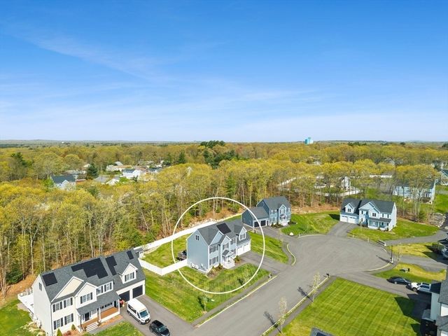 194 Cypress Dr, Brockton, MA 02301