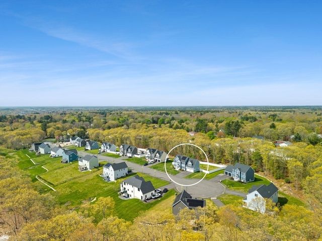 194 Cypress Dr, Brockton, MA 02301