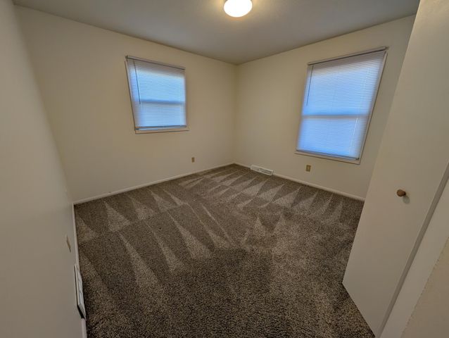 1537 12th Avenue SE, Saint Cloud, MN 56304