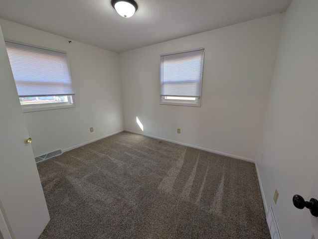 1537 12th Avenue SE, Saint Cloud, MN 56304