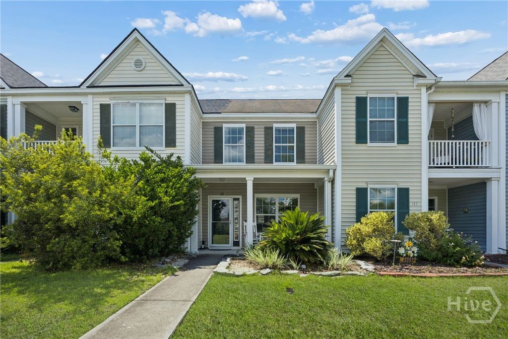 Image 1 of property listing at 115 Fairgreen Street, Savannah, GA 31407