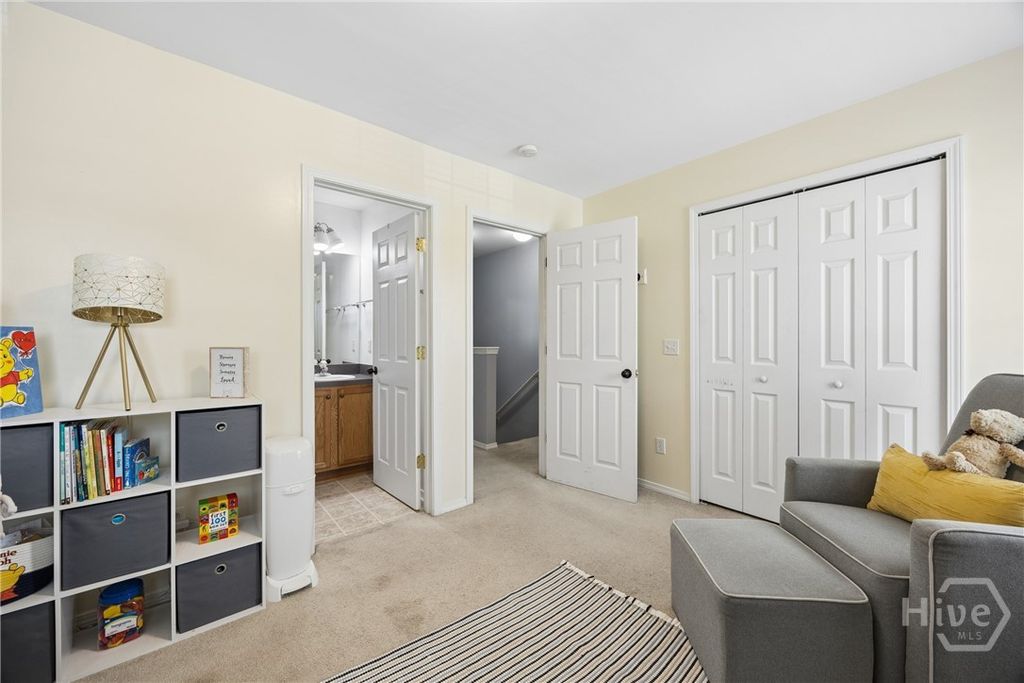 Image 20 of property listing at 115 Fairgreen Street, Savannah, GA 31407