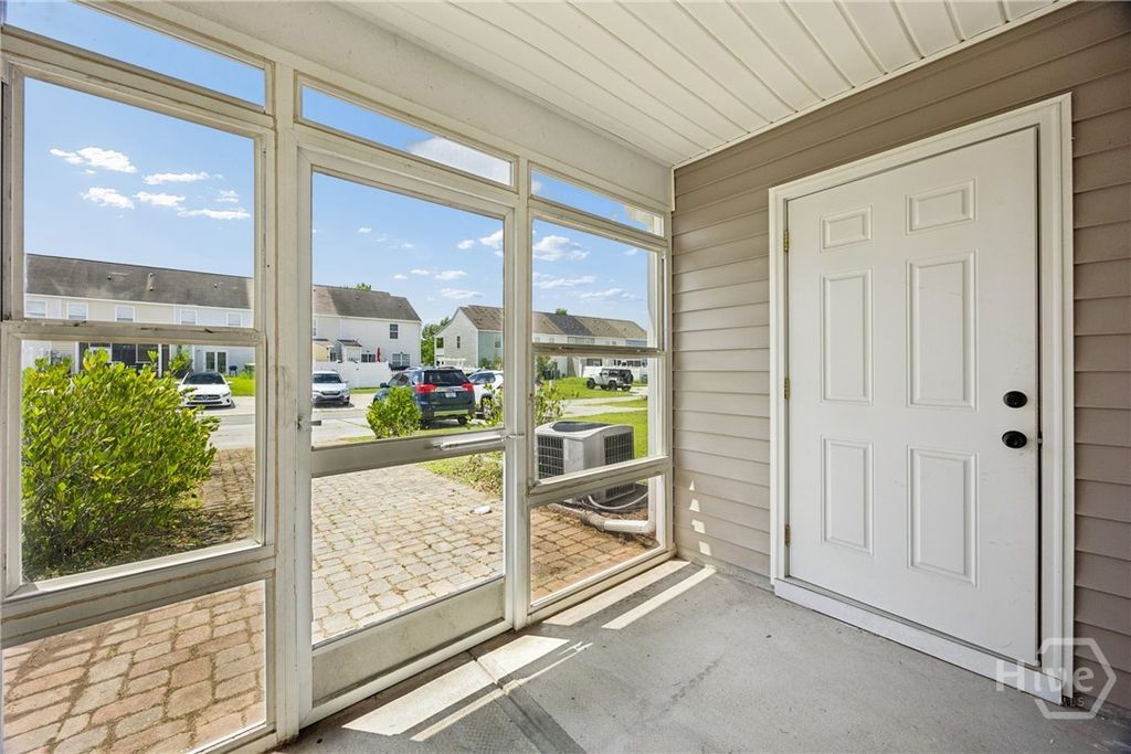 Image 25 of property listing at 115 Fairgreen Street, Savannah, GA 31407