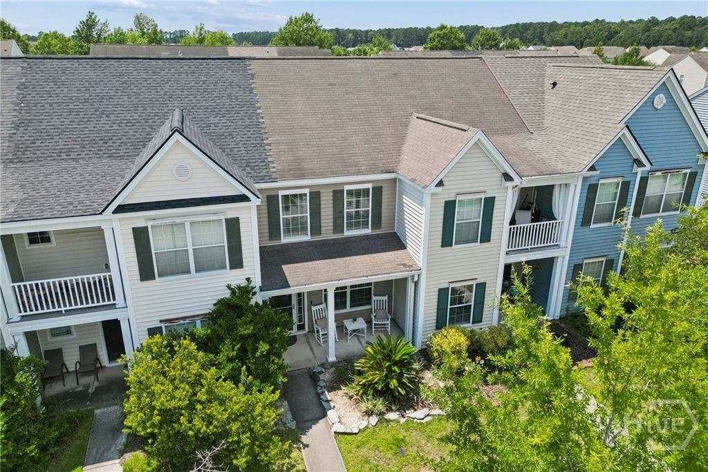Image 27 of property listing at 115 Fairgreen Street, Savannah, GA 31407
