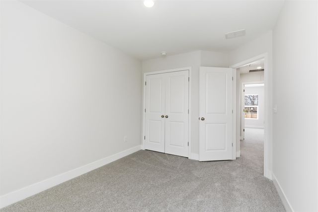 670 Blossom Run, Spartanburg, SC 29307