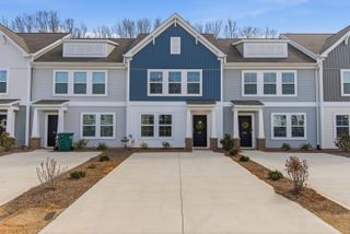 670 Blossom Run, Spartanburg, SC 29307