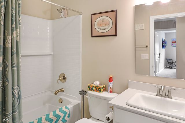 6390 Yuma Court, Whitestown, IN 46075