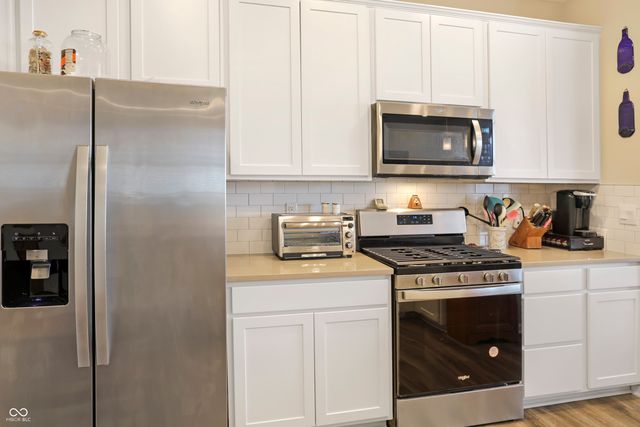 6390 Yuma Court, Whitestown, IN 46075