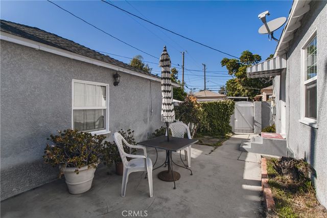 1329 -1331 N Screenland Drive 1329-1331, Burbank, CA 91505