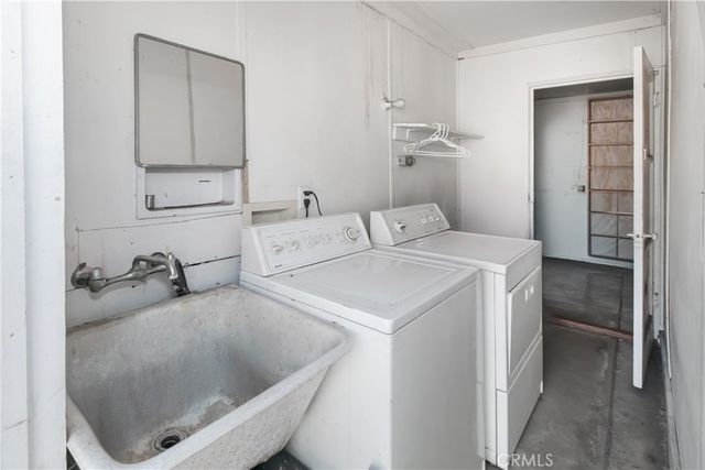 1329 -1331 N Screenland Drive 1329-1331, Burbank, CA 91505