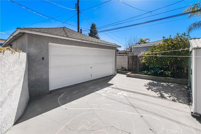 1329 -1331 N Screenland Drive 1329-1331, Burbank, CA 91505