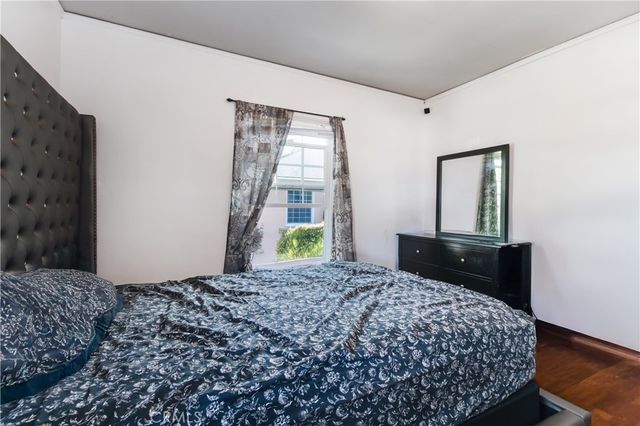 1329 -1331 N Screenland Drive 1329-1331, Burbank, CA 91505