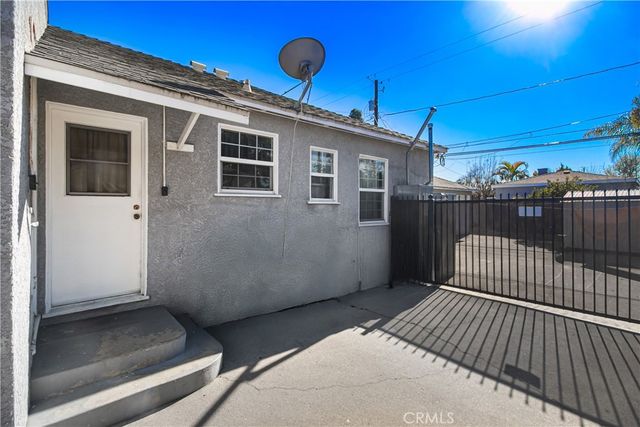 1329 -1331 N Screenland Drive 1329-1331, Burbank, CA 91505