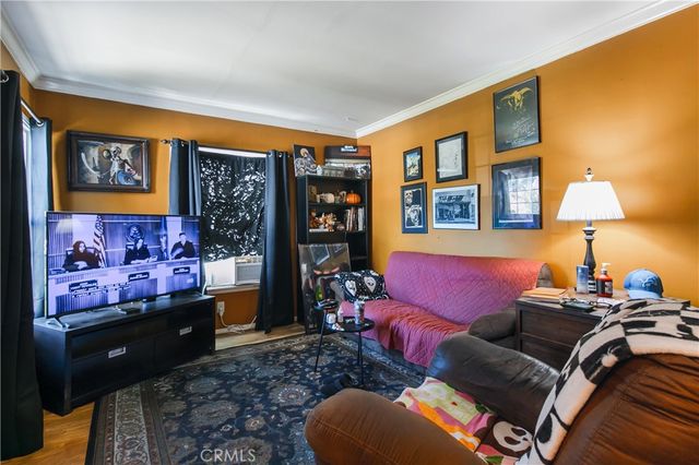 1329 -1331 N Screenland Drive 1329-1331, Burbank, CA 91505