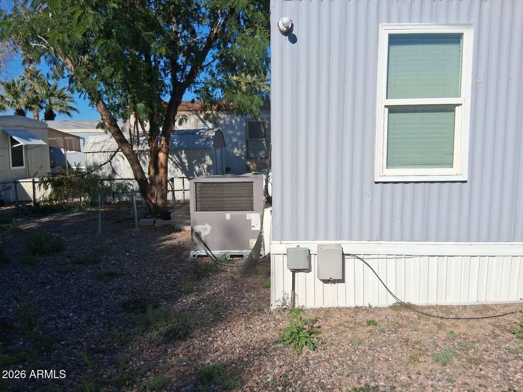 8601 N 71ST Avenue 84, Glendale, AZ 85301 — photo 2