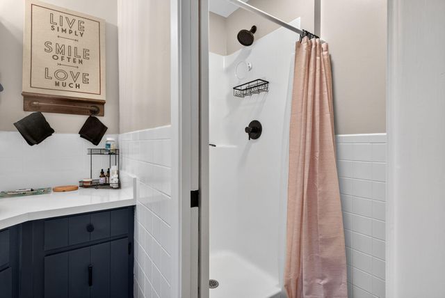 5526 Lakewood Circle, Panama City, FL 32404