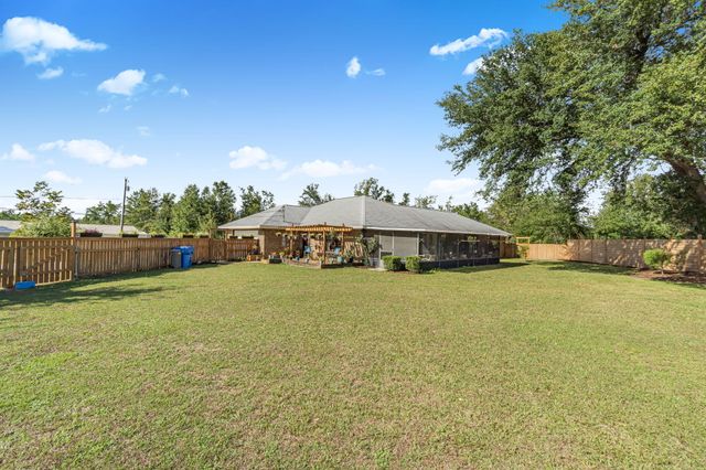 5526 Lakewood Circle, Panama City, FL 32404