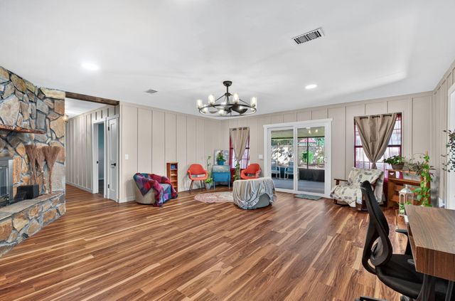 5526 Lakewood Circle, Panama City, FL 32404