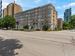 10 N Kingshighway Boulevard 4C, St Louis, MO 63108