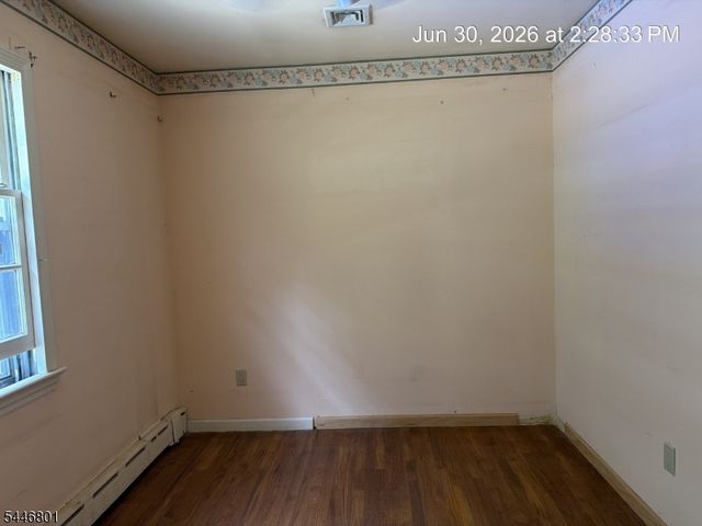 37 Alden Ln, Tinton Falls Boro, NJ 07724