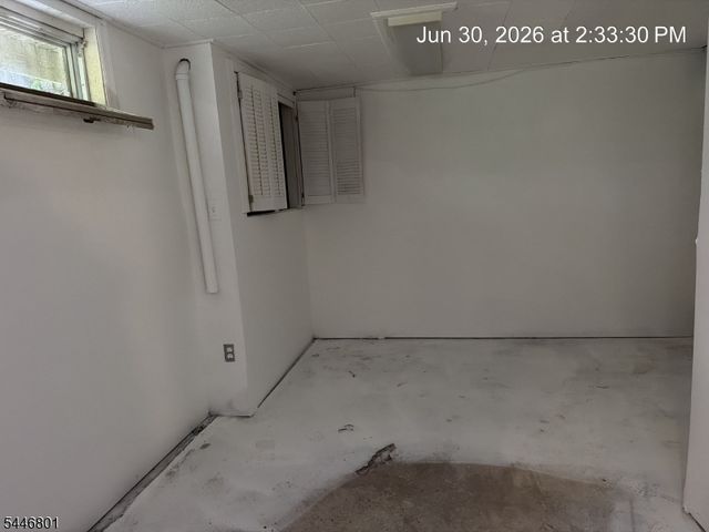 37 Alden Ln, Tinton Falls Boro, NJ 07724