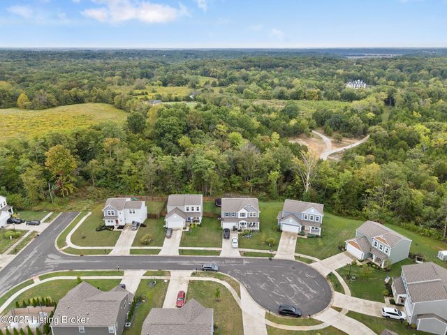 115 Gentle Wind Ct, Mt Washington, KY 40047