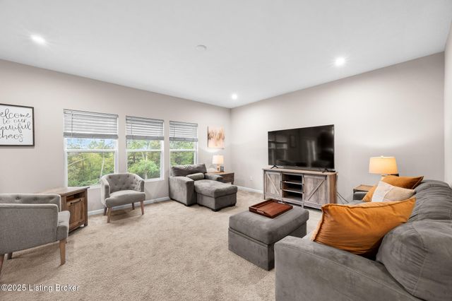 115 Gentle Wind Ct, Mt Washington, KY 40047