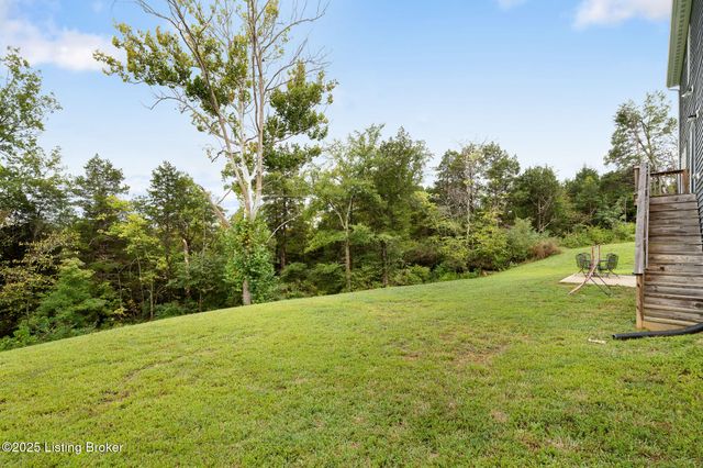 115 Gentle Wind Ct, Mt Washington, KY 40047