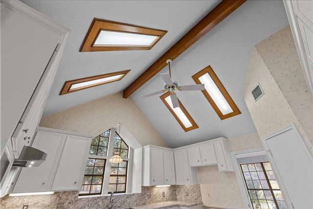 710 Bayou Crest Circle, Dickinson, TX 77539